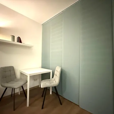 Minimalist Cozy Escape By O2 Arena Πράγα