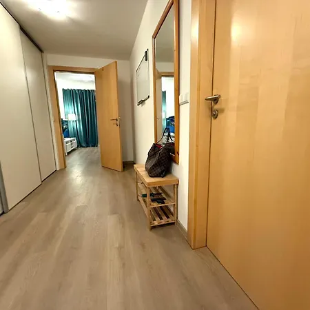 Minimalist Cozy Escape By O2 Arena Πράγα